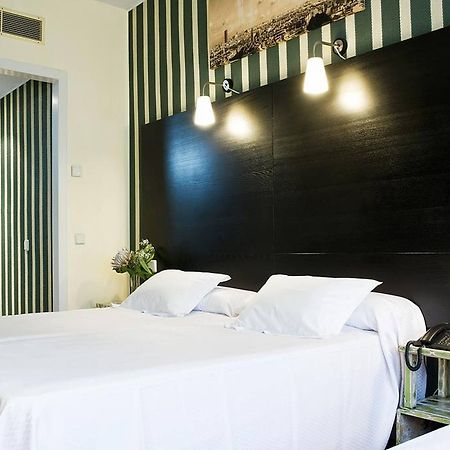 Hrc Hotel Madrid Dış mekan fotoğraf