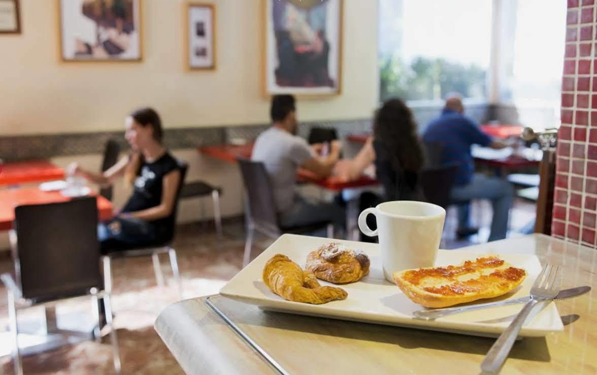 Hrc Hotel Madrid Dış mekan fotoğraf